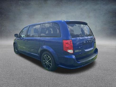 Used 2019 Dodge Grand Caravan SE FWD image 6