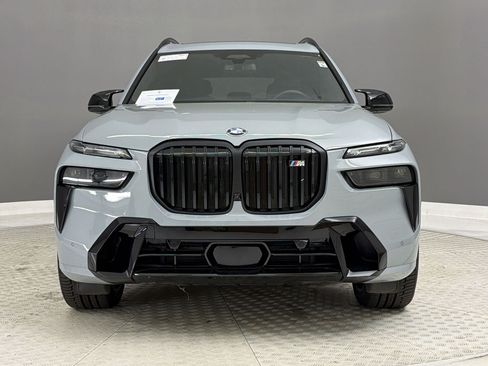 Used 2025 BMW X7 M60i AWD/4WD image 6