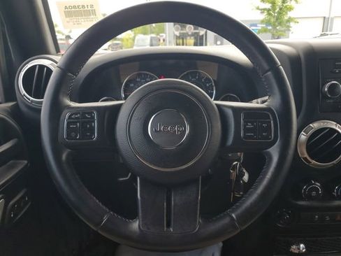 Certified 2017 Jeep Wrangler Unlimited Sahara w/ Connectivity Group AWD/4WD image 20