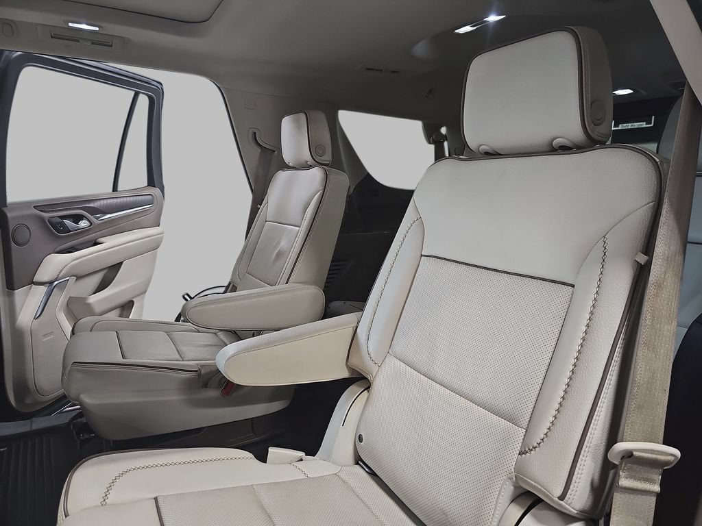 Used 2022 GMC Yukon Denali AWD/4WD image 18