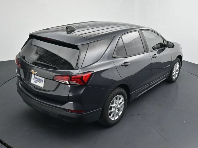 Used 2022 Chevrolet Equinox LS w/ LS Convenience Package FWD image 33