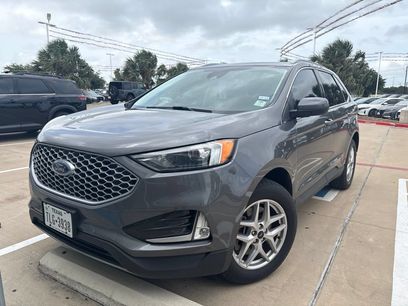 Used 2024 Ford Edge SEL w/ Convenience Package