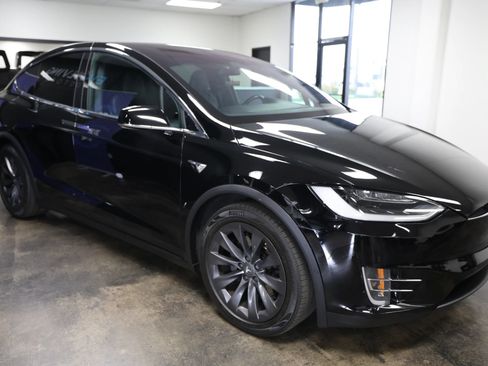 Used 2018 Tesla Model X 100D AWD/4WD image 7