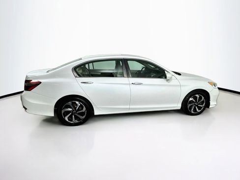 Used 2016 Honda Accord EX-L image 8