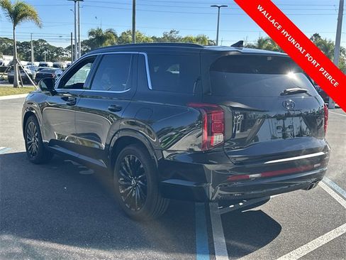 Used 2025 Hyundai Palisade Calligraphy image 8