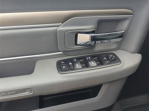 Used 2018 RAM 1500 Big Horn image 13