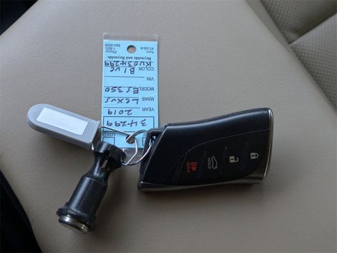 Used 2019 Lexus ES 350 image 34