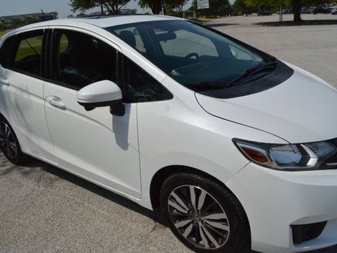 Used 2016 Honda Fit EX image 3