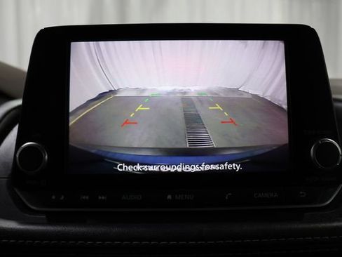 Certified 2023 Nissan Rogue SV FWD image 22