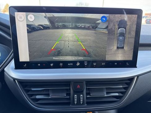 Used 2024 Ford Escape Platinum image 29