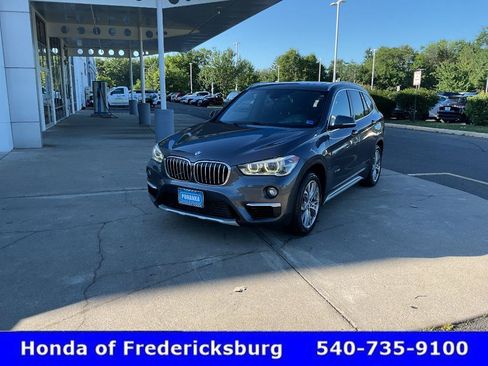 Used 2017 BMW X1 xDrive28i AWD/4WD image 1