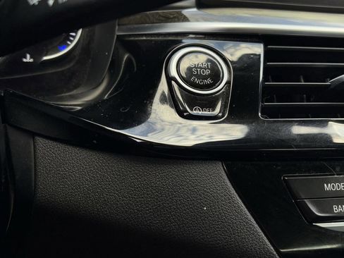 Used 2018 BMW 530i xDrive AWD/4WD image 16