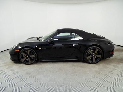 Certified 2026 Porsche 911 GTS RWD image 37