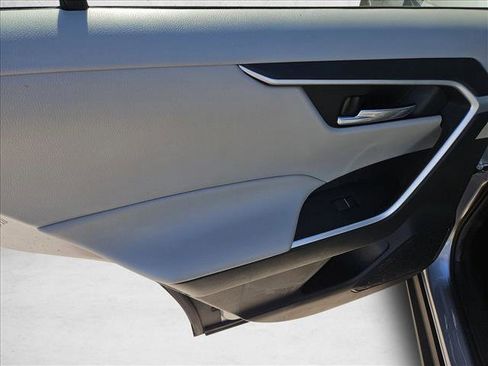 Used 2021 Toyota RAV4 XLE Premium w/ Carpet Mat Package (TMS) image 12