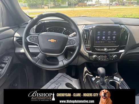 Used 2023 Chevrolet Traverse LT AWD/4WD image 16