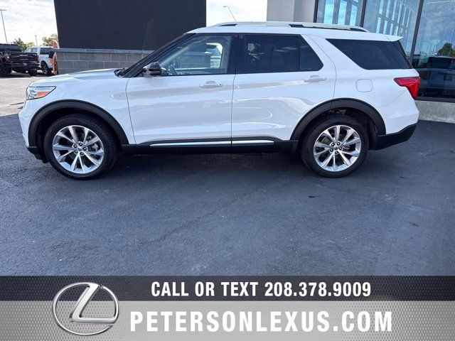 Used 2023 Ford Explorer Platinum w/ Technology Package AWD/4WD image 3
