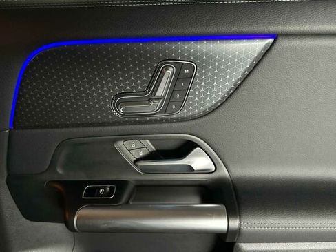 Used 2025 Mercedes-Benz GLA 250 GLA 250 image 21