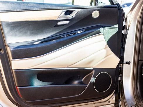 Used 2023 Genesis GV80 2.5T image 20