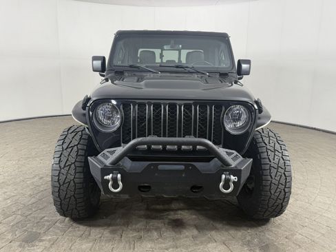 Used 2022 Jeep Gladiator Rubicon AWD/4WD image 2