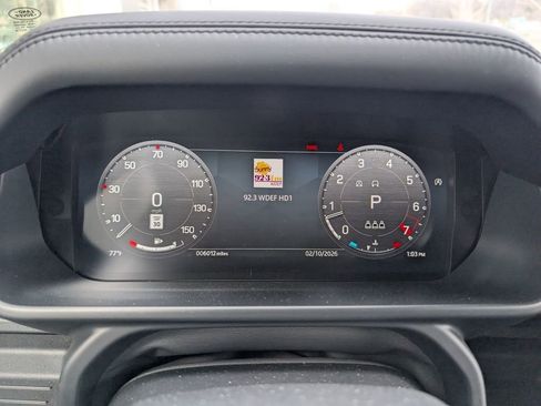 Used 2023 Land Rover Defender 90 V8 image 11