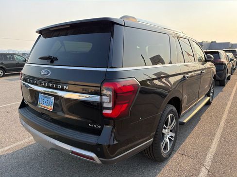 Used 2024 Ford Expedition Max Limited AWD/4WD image 5
