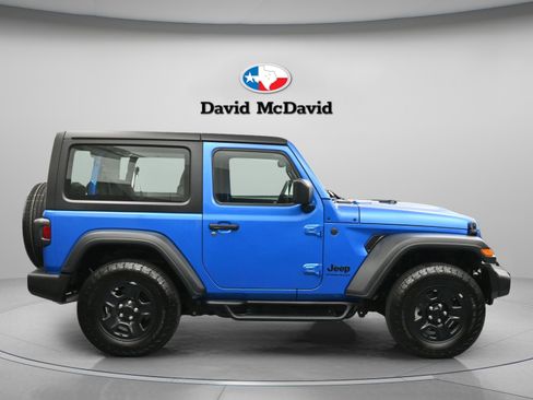 Used 2025 Jeep Wrangler Sport image 22