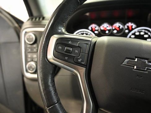Used 2020 Chevrolet Silverado 1500 LT Trail Boss w/ Midnight Edition image 23