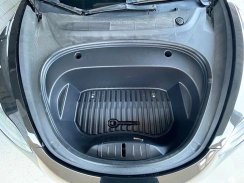 Used 2023 Tesla Model 3 Standard Range RWD image 13