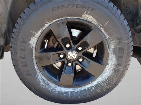 Used 2019 RAM 1500 Classic SLT AWD/4WD image 7