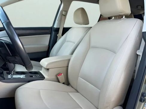 Used 2015 Subaru Outback 3.6R Limited AWD/4WD image 11