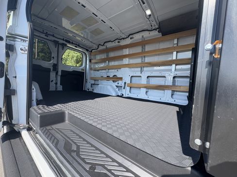 Used 2024 Ford Transit 250 Low Roof w/ Exterior Upgrade Package image 38