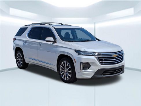 Used 2022 Chevrolet Traverse Premier AWD/4WD image 8
