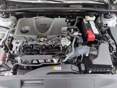 Used 2024 Toyota Camry SE image 28