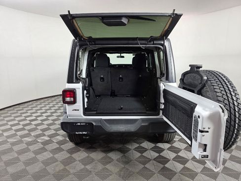 Used 2021 Jeep Wrangler Unlimited Sport AWD/4WD image 5