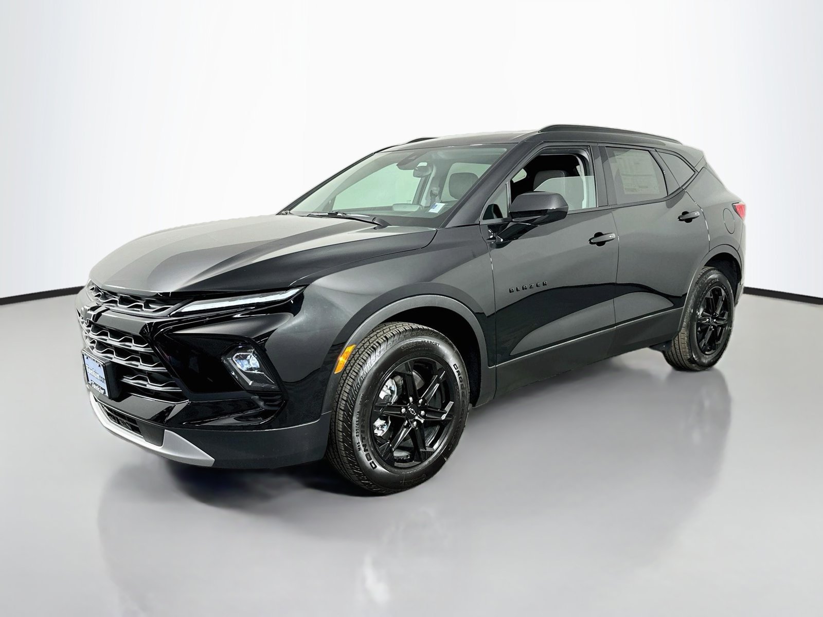 New 2026 Chevrolet Blazer LT w/ Midnight/Sport Edition AWD/4WD image 3