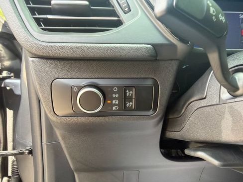 Used 2025 Ford Escape ST-Line AWD/4WD image 25