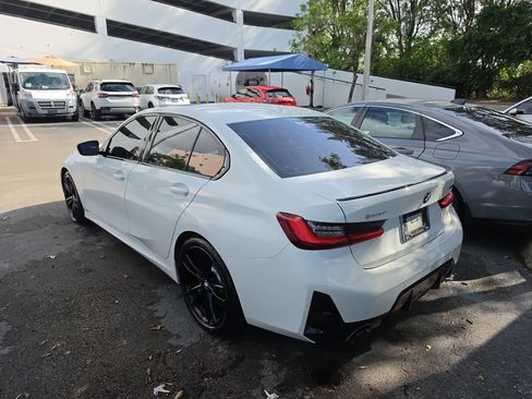 Used 2023 BMW 330i Sedan w/ M Sport Package image 7