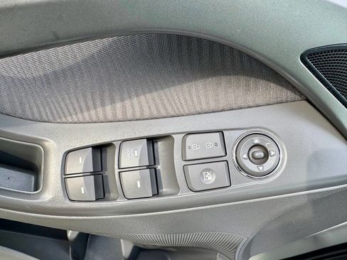 Used 2011 Hyundai Elantra GLS w/ Navigation Pkg 4 image 23