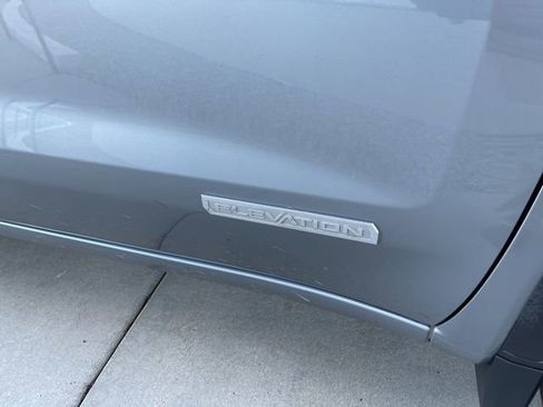 Used 2023 GMC Sierra 1500 Elevation image 21