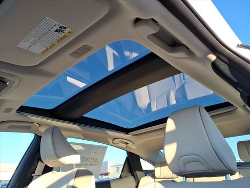 New 2026 Toyota Crown Limited image 9