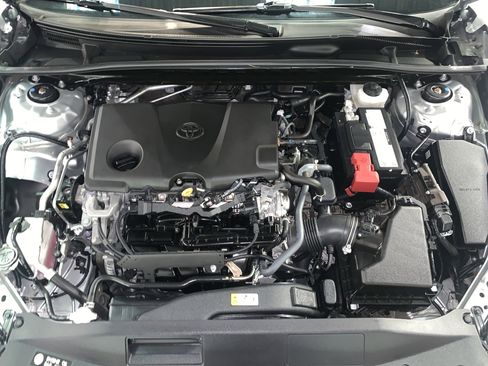 Used 2024 Toyota Camry SE image 20