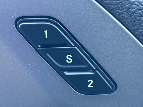 New 2027 Chrysler Pacifica Select FWD image 34