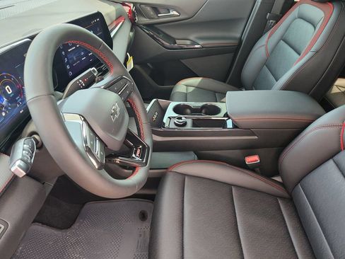New 2027 Chevrolet Equinox RS w/ Safety and Technology Package FWD image 9