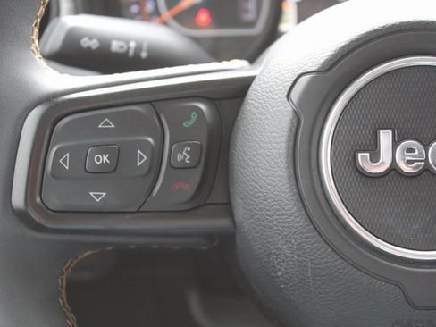 Used 2024 Jeep Wrangler Sport S image 22