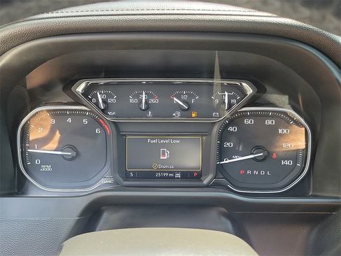 Used 2022 GMC Sierra 2500 SLE w/ SLE Convenience Package image 6