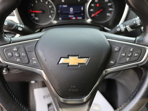Used 2021 Chevrolet Equinox LT FWD image 26