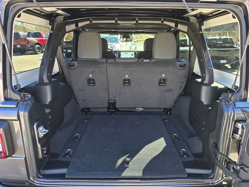 New 2026 Jeep Wrangler Unlimited Sport AWD/4WD image 16