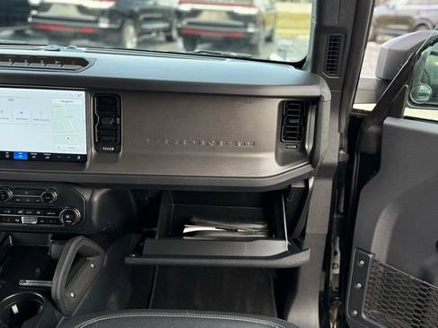 Certified 2025 Ford Bronco Big Bend w/ Black Diamond Package image 33