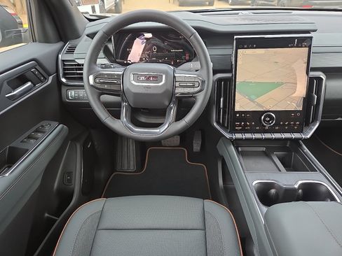 New 2026 GMC Acadia AT4 w/ Luxury Package AWD/4WD image 9