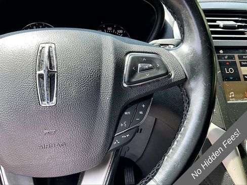 Used 2017 Lincoln MKC Select w/ Select Plus Package AWD/4WD image 17